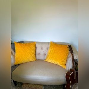 TURMERIC YELLOW ACCENT PILLOW CASES